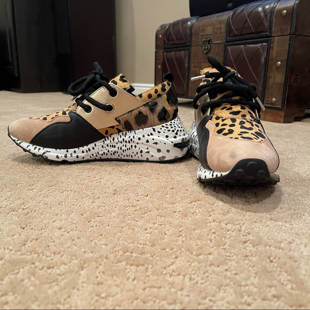 Steve Madden cliff sneakers. Size 8.5 *I got the stain out mostly with water!*